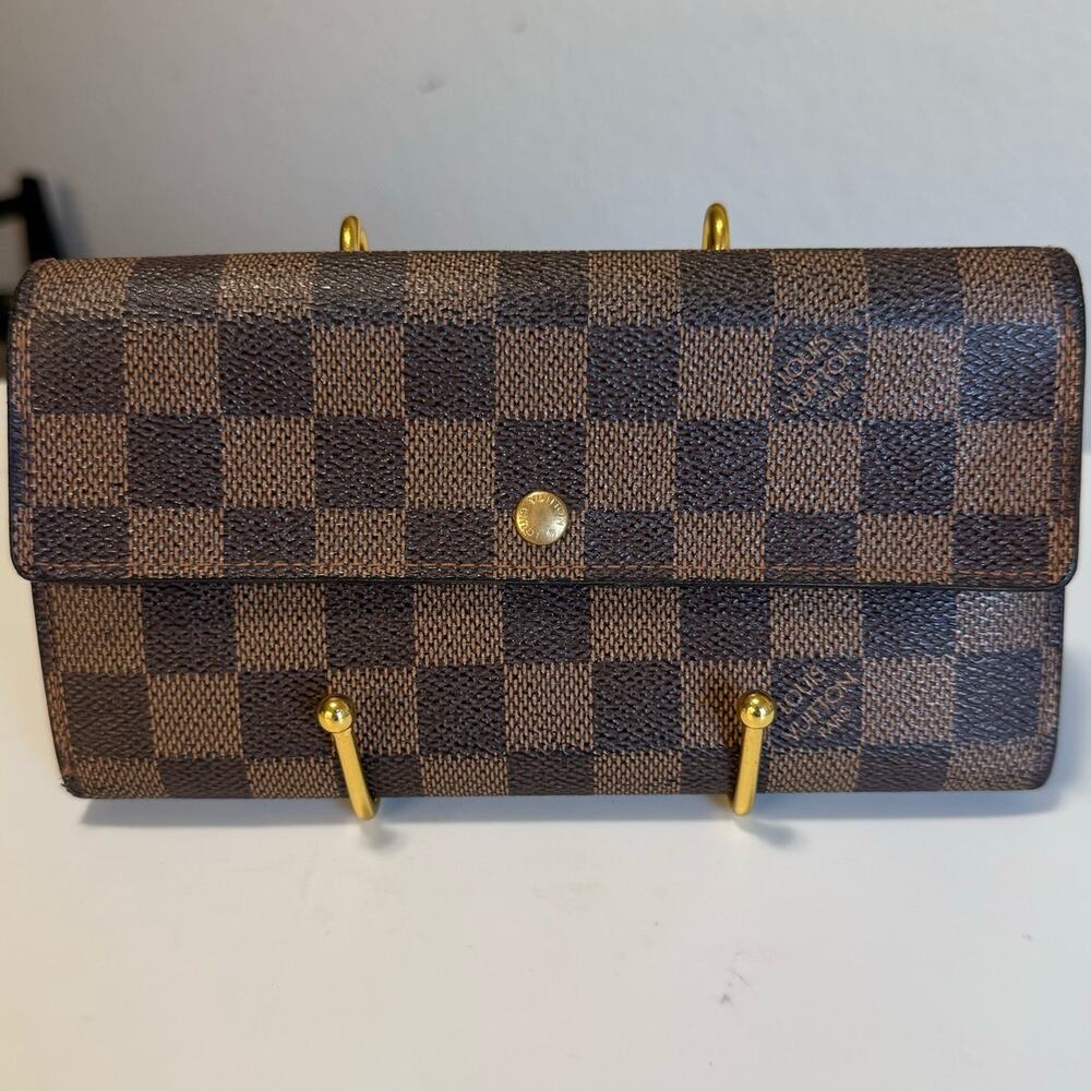 💎✨BEAUTIFUL✨💎Authentic Louis Vuitton  Sarah Long Wallet Damier Ebene